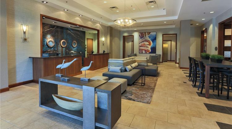 Doubletree Bay City Riverfront Lobby
