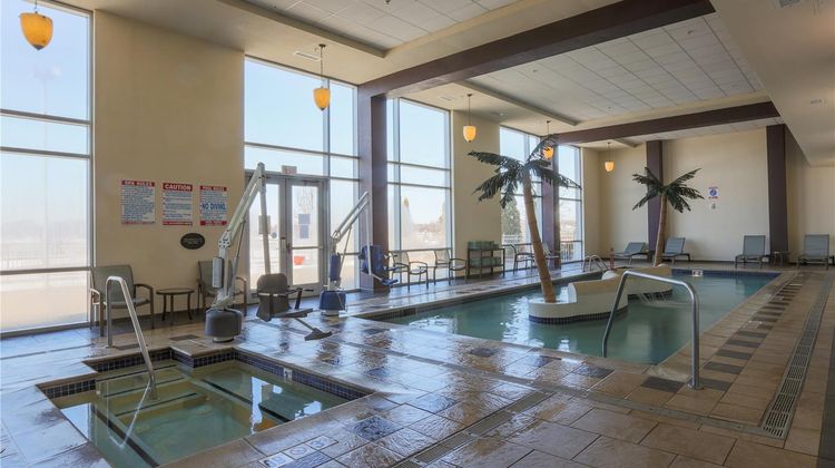 Doubletree Bay City Riverfront Pool