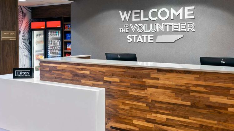 Hampton Inn & Suites Murfreesboro Lobby