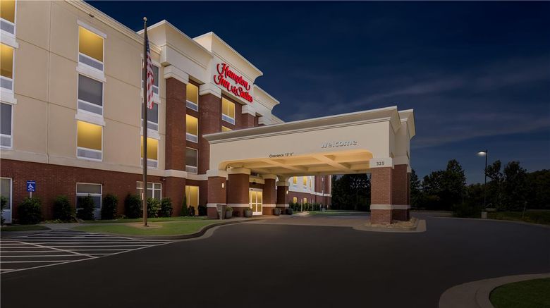 <b>Hampton Inn & Suites Murfreesboro Exterior</b>. Images powered by <a href="https://iceportal.shijigroup.com/" title="IcePortal" target="_blank">IcePortal</a>.