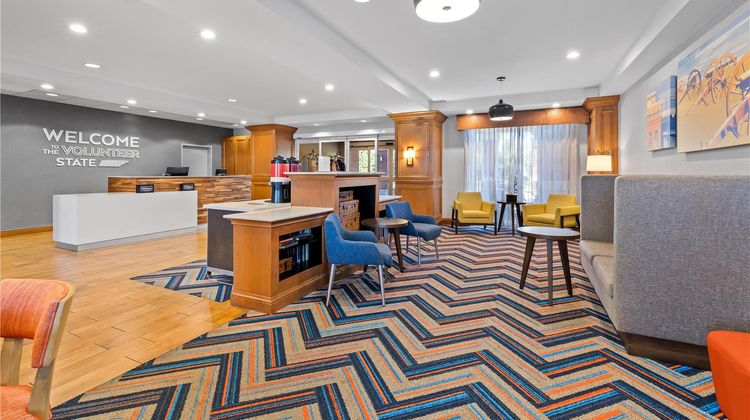 Hampton Inn & Suites Murfreesboro Lobby