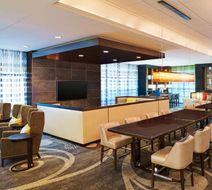 Hilton Kansas City Airport Lobby