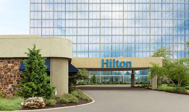 Hilton Kansas City Airport Exterior