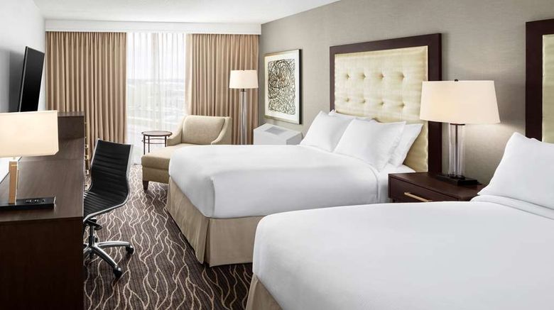 <b>Hilton Kansas City Airport Room</b>. Images powered by <a href="https://iceportal.shijigroup.com/" title="IcePortal" target="_blank">IcePortal</a>.
