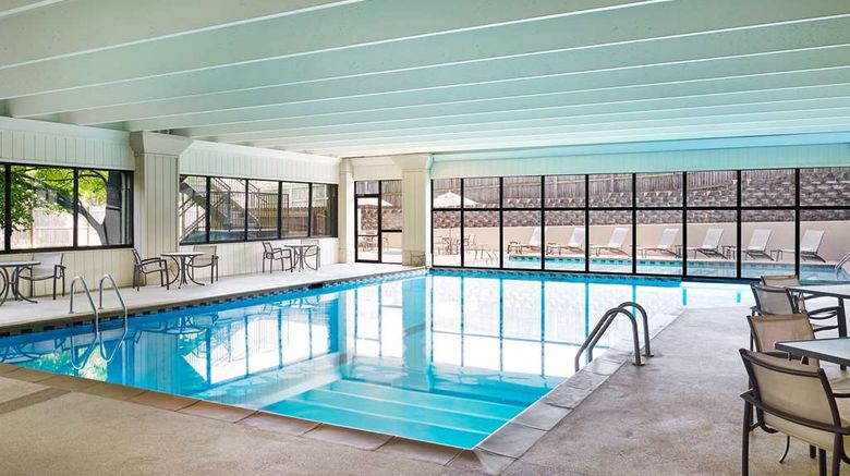 <b>Hilton Kansas City Airport Pool</b>. Images powered by <a href="https://iceportal.shijigroup.com/" title="IcePortal" target="_blank">IcePortal</a>.