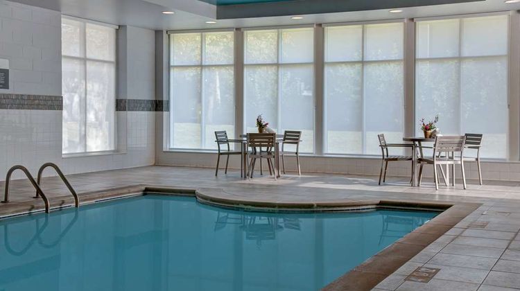 Hilton Garden Inn Kansas City Pool