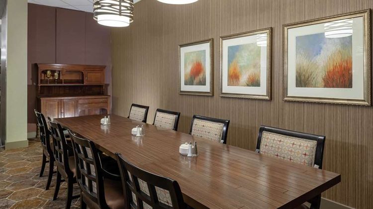 Doubletree Hotel Overland Park Restaurant