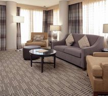 Doubletree Hotel Overland Park Room