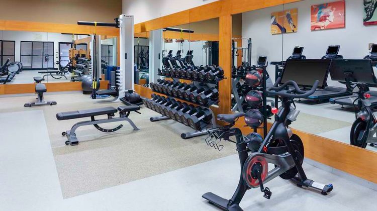 Doubletree Hotel Overland Park Health