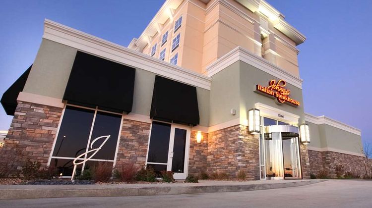 Hilton Garden Inn Olathe Exterior
