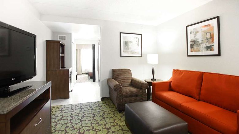 <b>Hilton Garden Inn Olathe Room</b>. Images powered by <a href="https://iceportal.shijigroup.com/" title="IcePortal" target="_blank">IcePortal</a>.