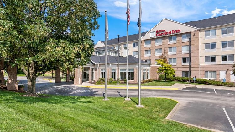 Hilton Garden Inn Overland Park Exterior