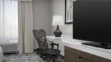 <b>Hilton Garden Inn Macon/Mercer Universit Room</b>. Images powered by <a href="https://iceportal.shijigroup.com/" title="IcePortal" target="_blank">IcePortal</a>.