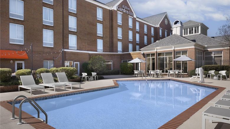 <b>Hilton Garden Inn Macon/Mercer Universit Pool</b>. Images powered by <a href="https://iceportal.shijigroup.com/" title="IcePortal" target="_blank">IcePortal</a>.