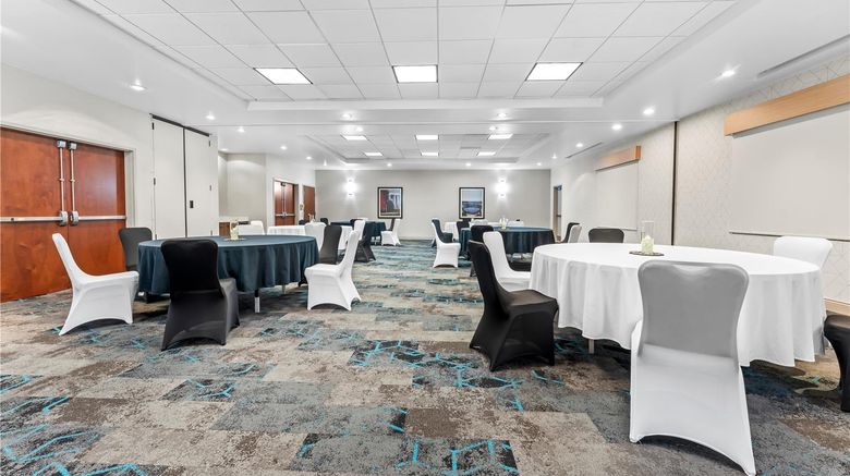 <b>Hilton Garden Inn Warner Robins Meeting</b>. Images powered by <a href="https://iceportal.shijigroup.com/" title="IcePortal" target="_blank">IcePortal</a>.