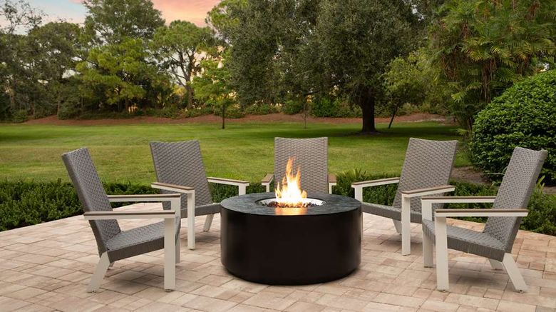 <b>DoubleTree Suites Orlando Disney Springs Exterior</b>. Images powered by <a href="https://iceportal.shijigroup.com/" title="IcePortal" target="_blank">IcePortal</a>.