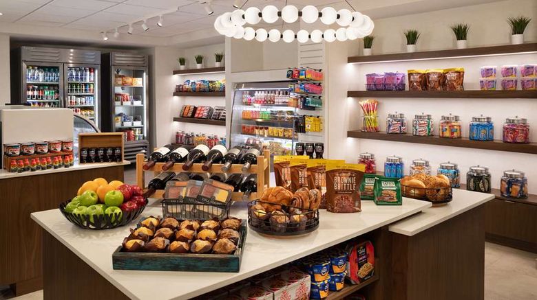 <b>DoubleTree Suites Orlando Disney Springs Restaurant</b>. Images powered by <a href="https://iceportal.shijigroup.com/" title="IcePortal" target="_blank">IcePortal</a>.
