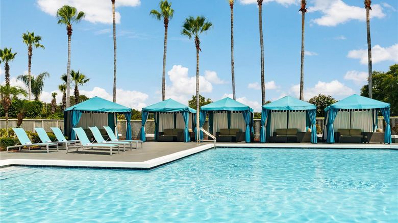 <b>DoubleTree by Hilton Orlando Airport Pool</b>. Images powered by <a href="https://iceportal.shijigroup.com/" title="IcePortal" target="_blank">IcePortal</a>.