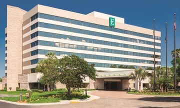 Embassy Suites Intl Drive ICON Park