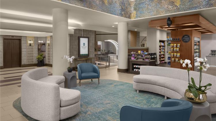 Embassy Suites Intl Drive ICON Park Lobby
