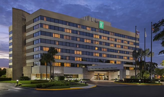 Embassy Suites Intl Drive ICON Park Exterior