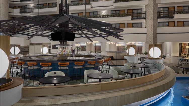 Embassy Suites Intl Drive ICON Park Lobby