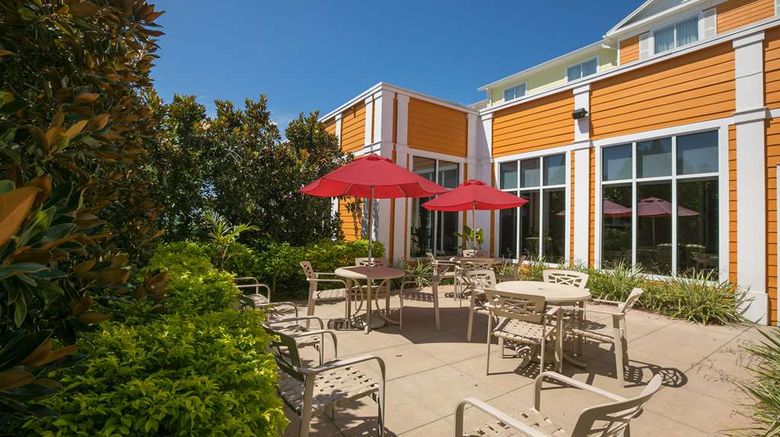 <b>Hilton Garden Inn Lakeland Exterior</b>. Images powered by <a href="https://iceportal.shijigroup.com/" title="IcePortal" target="_blank">IcePortal</a>.