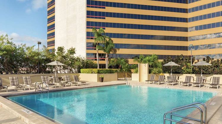 DoubleTree by Hilton Orlando Downtown Pool