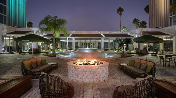 Doubletree by Hilton-Universal Entrance Exterior