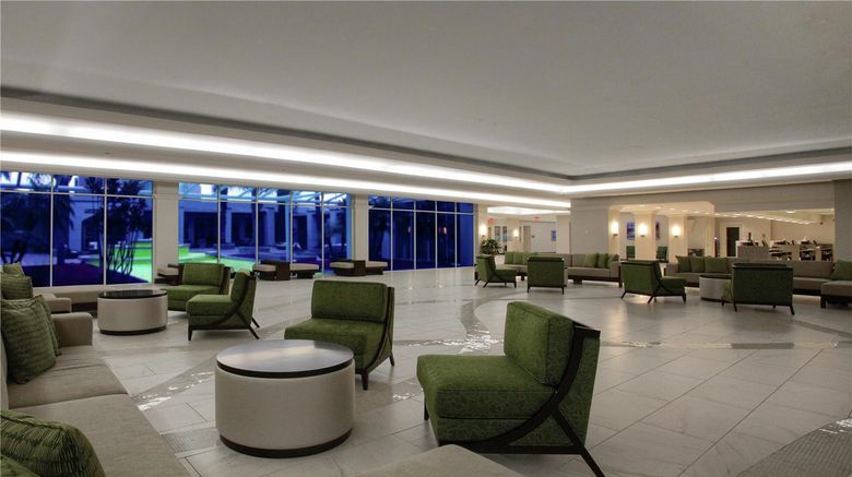<b>Doubletree by Hilton-Universal Entrance Lobby</b>. Images powered by <a href="https://iceportal.shijigroup.com/" title="IcePortal" target="_blank">IcePortal</a>.