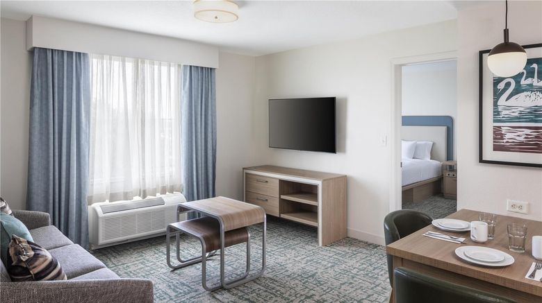 <b>Homewood Suites Lake Buena Vista-Orlando Room</b>. Images powered by <a href="https://iceportal.shijigroup.com/" title="IcePortal" target="_blank">IcePortal</a>.