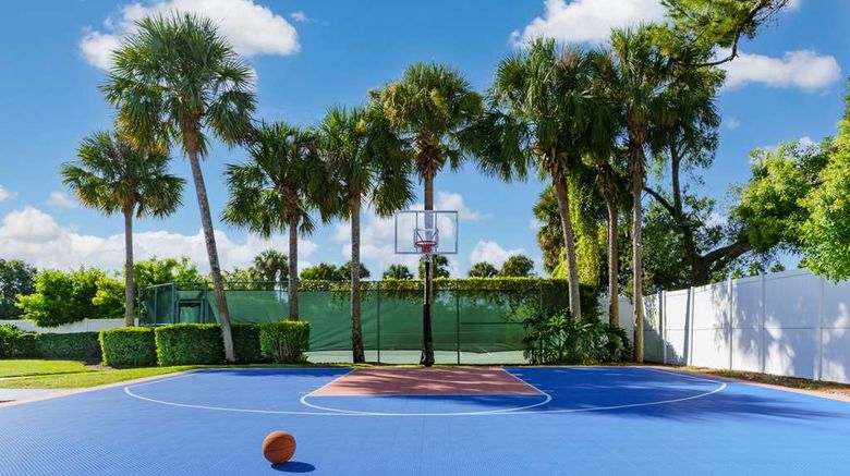 <b>Embassy Suites Lake Buena Vista Resort Recreation</b>. Images powered by <a href="https://iceportal.shijigroup.com/" title="IcePortal" target="_blank">IcePortal</a>.