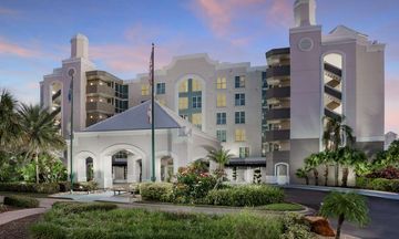 Embassy Suites Lake Buena Vista Resort