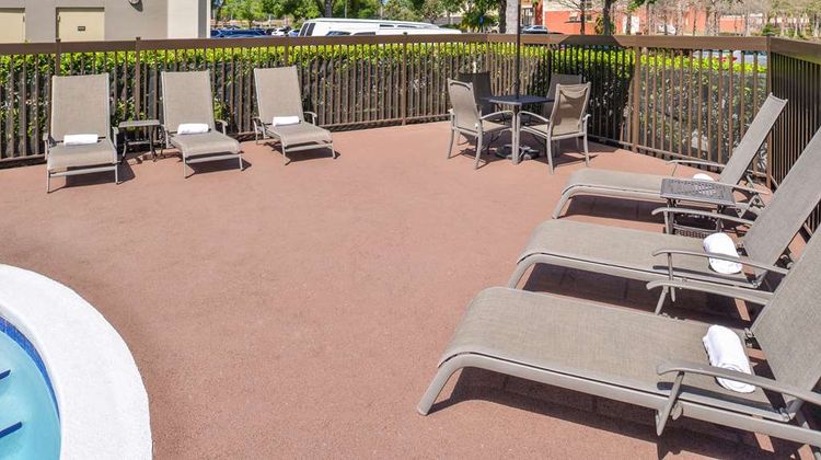 Hampton Inn closest to Universal Orlando Pool