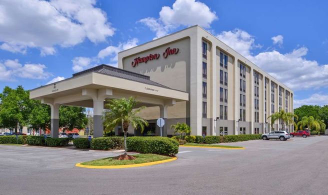 Hampton Inn closest to Universal Orlando Exterior