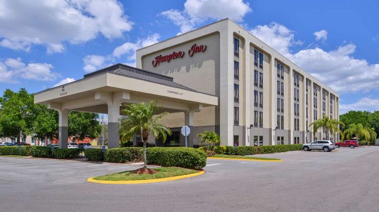 Hampton Inn closest to Universal Orlando Exterior