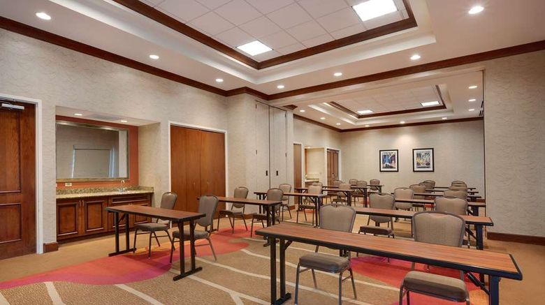 <b>Hilton Garden Inn Chicago/Midway Airport Meeting</b>. Images powered by <a href="https://iceportal.shijigroup.com/" title="IcePortal" target="_blank">IcePortal</a>.