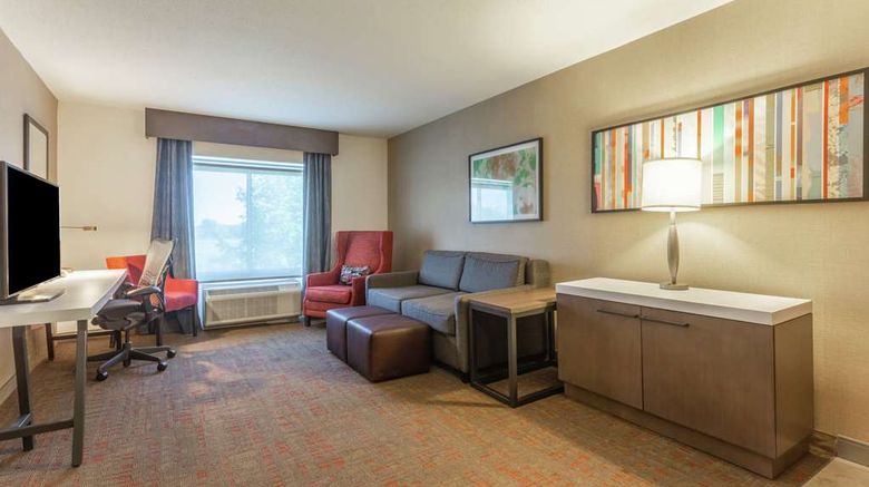 <b>Hilton Garden Inn Tinley Park Room</b>. Images powered by <a href="https://iceportal.shijigroup.com/" title="IcePortal" target="_blank">IcePortal</a>.