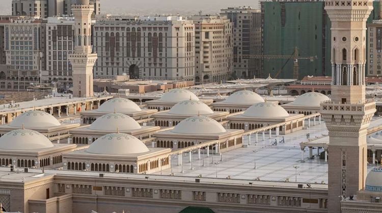 Madinah Hilton Exterior