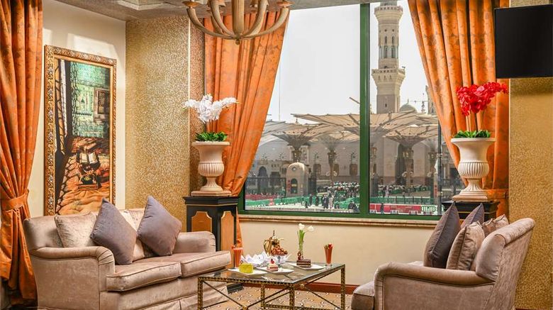 <b>Madinah Hilton Lobby</b>. Images powered by <a href="https://iceportal.shijigroup.com/" title="IcePortal" target="_blank">IcePortal</a>.