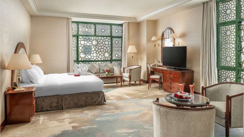 <b>Madinah Hilton Room</b>. Images powered by <a href="https://iceportal.shijigroup.com/" title="IcePortal" target="_blank">IcePortal</a>.