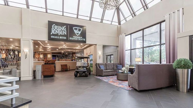 DoubleTree by Hilton Hotel Memphis Lobby