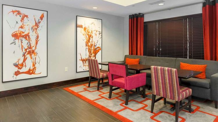 Hampton Inn Memphis-Southwind Lobby