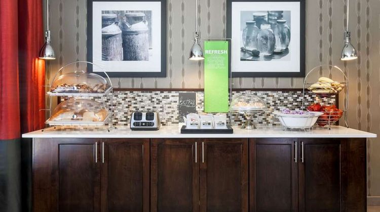 Hampton Inn Memphis-Southwind Restaurant