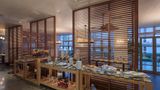 <b>Mersin HiltonSA Restaurant</b>. Images powered by <a href="https://iceportal.shijigroup.com/" title="IcePortal" target="_blank">IcePortal</a>.