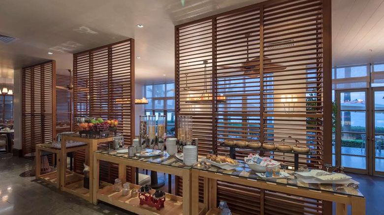 <b>Mersin HiltonSA Restaurant</b>. Images powered by <a href="https://iceportal.shijigroup.com/" title="IcePortal" target="_blank">IcePortal</a>.