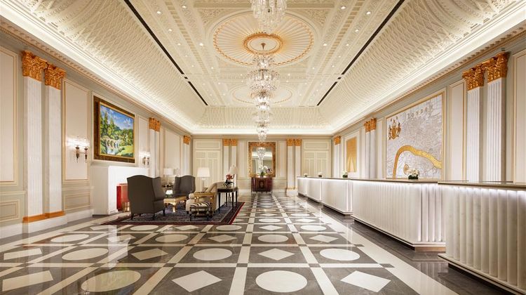 Conrad Macao Lobby