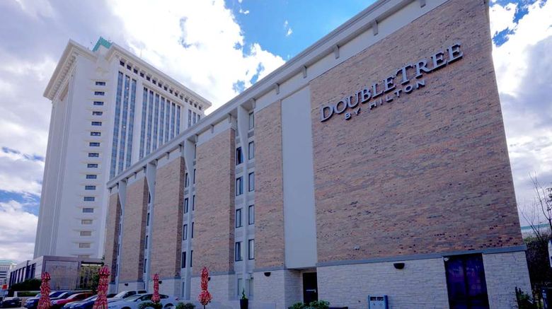 <b>Doubletree by Hilton Montgomery Downtown Exterior</b>. Images powered by <a href="https://iceportal.shijigroup.com/" title="IcePortal" target="_blank">IcePortal</a>.