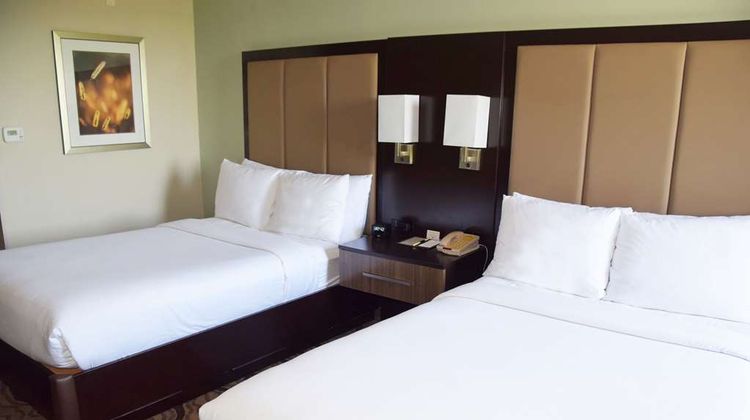 Doubletree by Hilton Montgomery Downtown Room