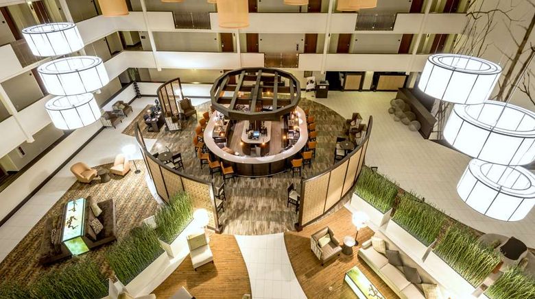 <b>Doubletree by Hilton Montgomery Downtown Lobby</b>. Images powered by <a href="https://iceportal.shijigroup.com/" title="IcePortal" target="_blank">IcePortal</a>.